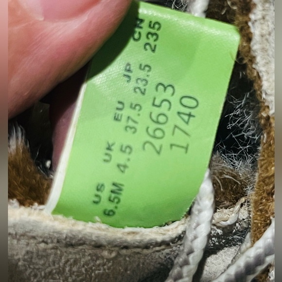 Timberland faux fur boots size 6 very soft in the inside cozy for cold weather - Picture 5 of 13